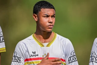 Com oito assistências na temporada, lateral cresce como peça de criação no sub-15 do Brusque