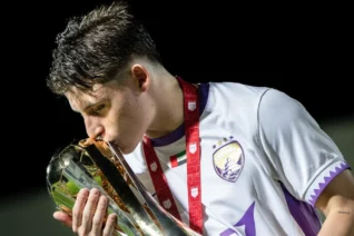 Com protagonismo, Thiago Pandolfi conquista três títulos em sequência pelo Al Ain
