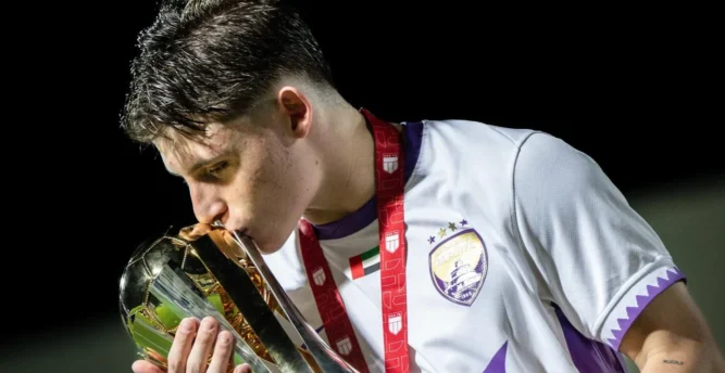 Com protagonismo, Thiago Pandolfi conquista três títulos em sequência pelo Al Ain