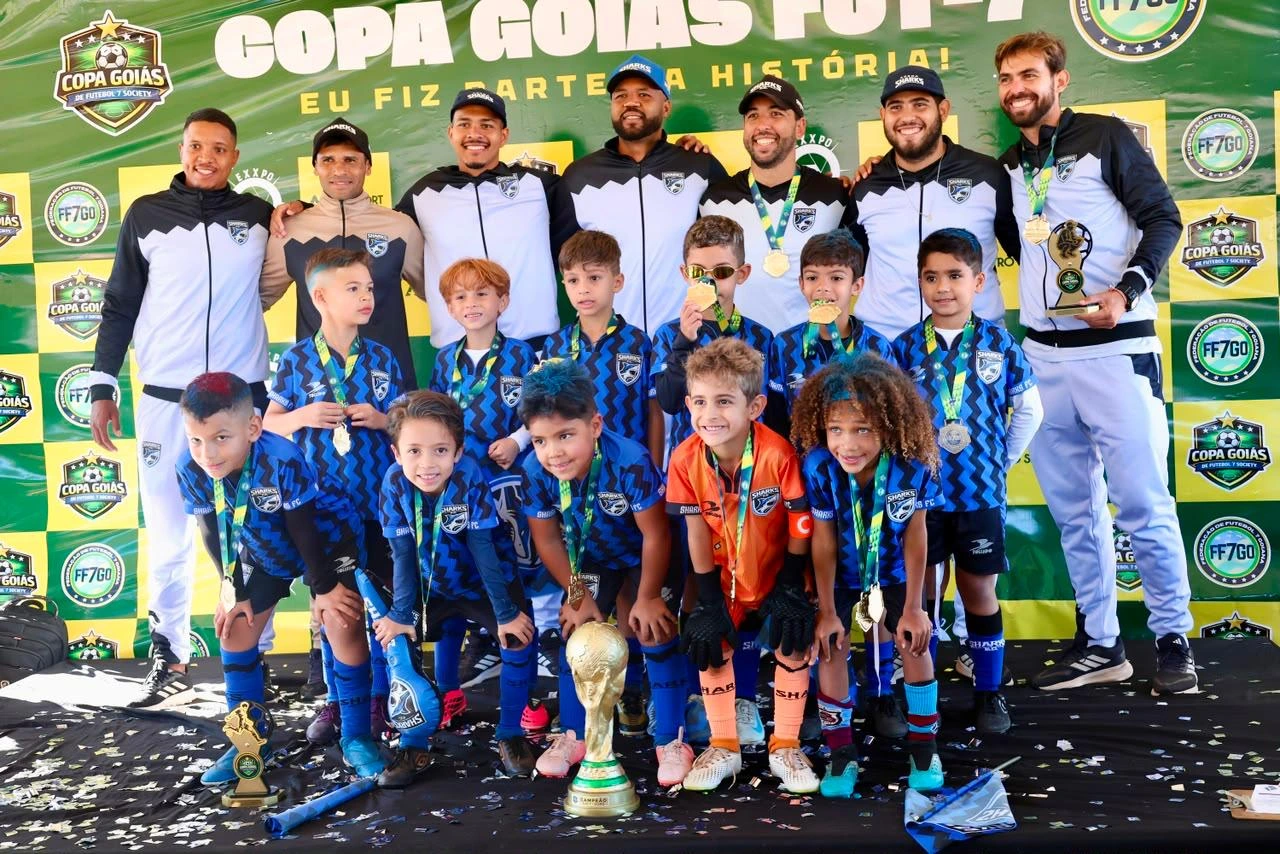 Categoria sub-7 (Foto: Divulgação Sharks FC)