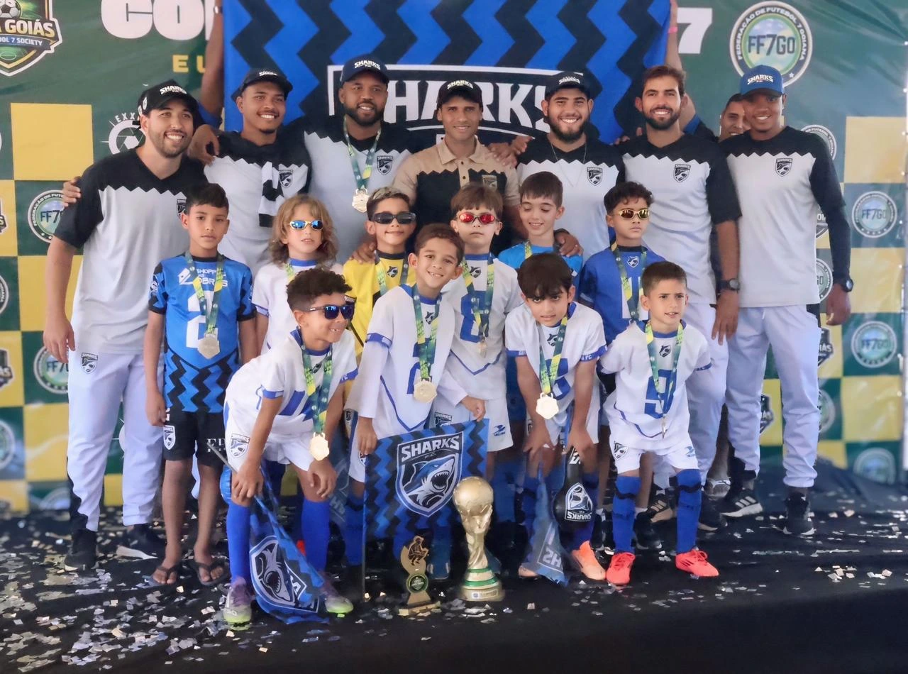 Categoria sub-8 (Foto: Divulgação Sharks FC)