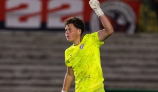 Único goleiro sem sofrer gols no Brasileiro Sub-17, Zafir é destaque no Fluminense