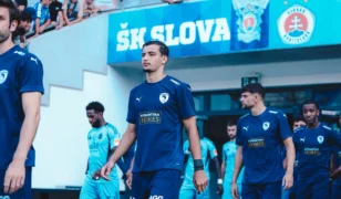 Após destaque na base, Lucca Paulino estreia no profissional do Pafos ao lado de David Luiz