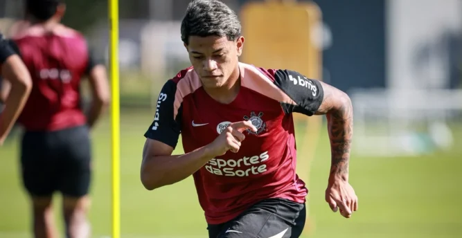Corinthians inicia conversas para renovar contrato de Luiz Fernando