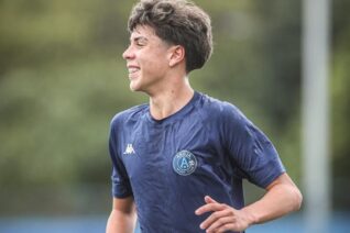 Pelo Arujá/SP, Baião tem 18 jogos e 12 participações em gols na temporada