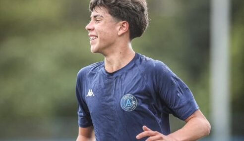 Pelo Arujá/SP, Baião tem 18 jogos e 12 participações em gols na temporada