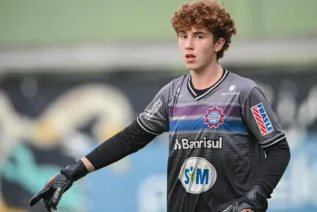 Conheça Murilo Garziera, aposta das categorias de base do Caxias/RS
