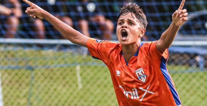 Com 25 participações em gols na temporada, Enzo Nogueira se destaca no Coimbra/MG