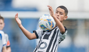 Decisivo em final, Caio Abreu tem 15 gols pelo Figueirense no ano