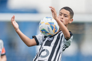 Decisivo em final, Caio Abreu tem 15 gols pelo Figueirense no ano