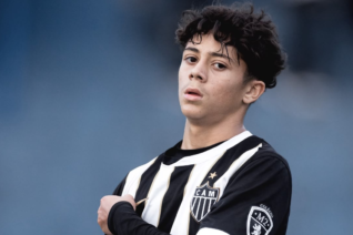 Gustavo Barroso retoma destaque no meio-campo do Atlético/MG