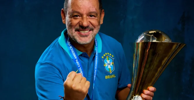 PDA Grêmio recebe Marquinhos Xavier, técnico da seleção brasileira de futsal