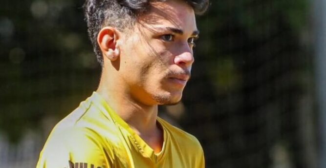 Livre no mercado, Henrique Araújo busca novas oportunidades no futebol