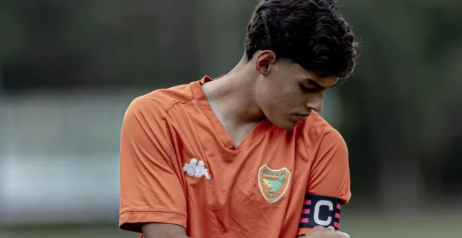 Destaque do Brasilis no Paulista Sub-17, Vicente chama a atenção por jogo ofensivo