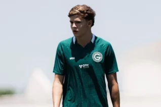 Filho de personagem da ‘Batalha dos Aflitos’, Fraga é aposta do Goiás em decisão pela Copa do Brasil Sub-20