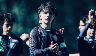 Raízes no futsal fortalecem iniciação do zagueiro Lucas Mattosinho no Sfera