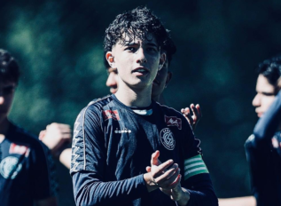 Raízes no futsal fortalecem iniciação do zagueiro Lucas Mattosinho no Sfera