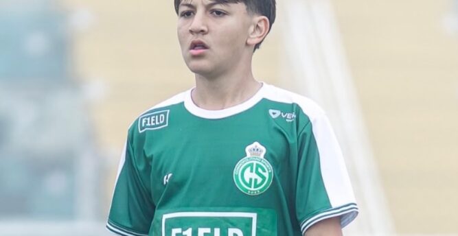 Olavo Valente vive sonho do futebol no Cosmopolitano e mira seleção brasileira